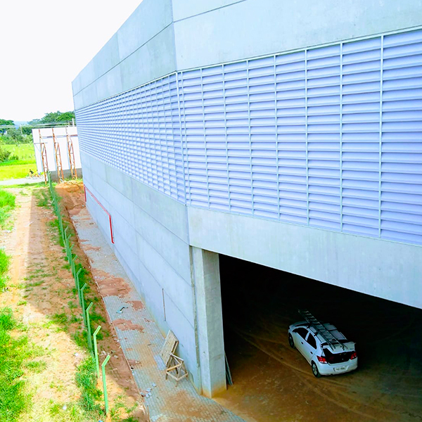 Sereno Venezianas Industriais - Empresa